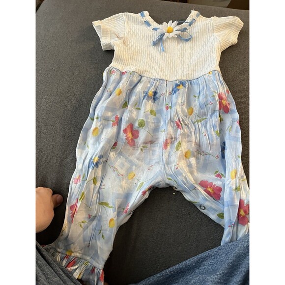 Cach Cach Flower Print Romper Size 12M (Stained) - Picture 9 of 9
